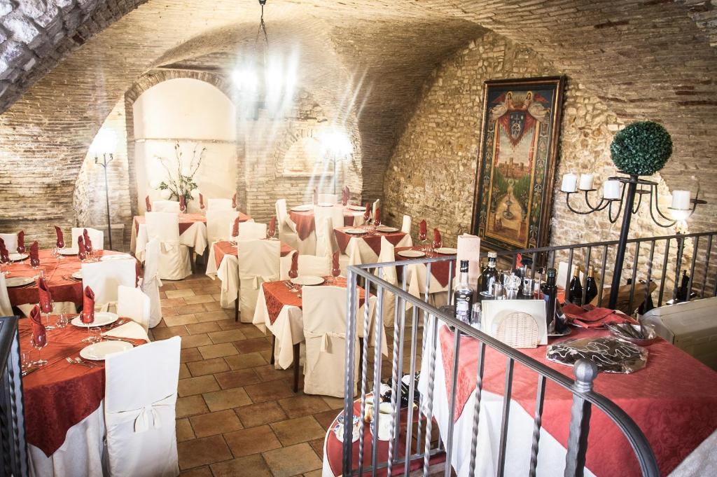 Locanda Dei Baroni วาสโต ภายนอก รูปภาพ